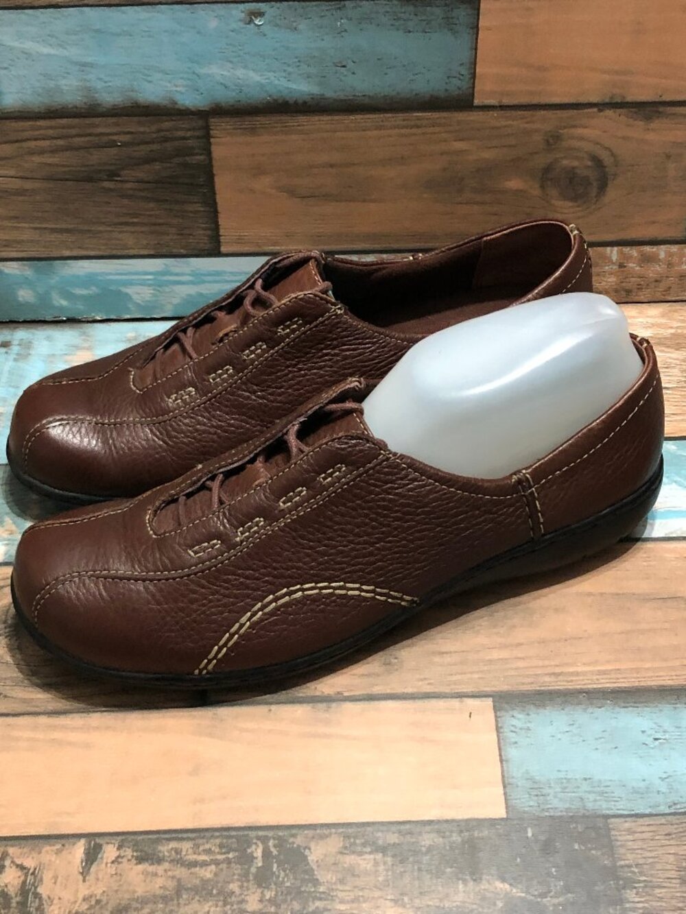 Clarks Loafers Women's Size 10 M Lace Up Flats Brown Leather Uppers